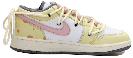 【訂製籃球鞋】 Jordan Air Jordan 1 Low OKHR 桃香起司 多巴胺 雙鉤 字母 做舊 低筒 防滑耐磨 低筒 復古籃球鞋 GS 白粉 Lookbook 【訂製籃球鞋】 Jordan Air Jordan 1 Low OKHR 桃香起司 多巴胺 雙鉤 字母 做舊 低筒 防滑耐磨 低筒 復古籃球鞋 GS 白粉