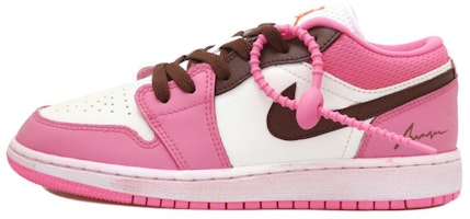 【定製球鞋】Jordan Air Jordan 1 Low OKHR 水蜜桃 馬卡龍 雕飾字母 復古風 低筒 復古籃球鞋 GS 白粉棕色 Order 【定製球鞋】Jordan Air Jordan 1 Low OKHR 水蜜桃 馬卡龍 雕飾字母 復古風 低筒 復古籃球鞋 GS 白粉棕色