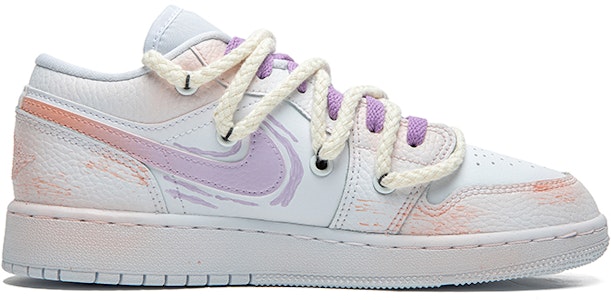 【定制球鞋】 Jordan Air Jordan 1 Low 紫霞漸變塗鴉 解構雙鞋帶 低幫 復古籃球鞋 GS 白紫粉 Lookbook 【定制球鞋】 Jordan Air Jordan 1 Low 紫霞漸變塗鴉 解構雙鞋帶 低幫 復古籃球鞋 GS 白紫粉