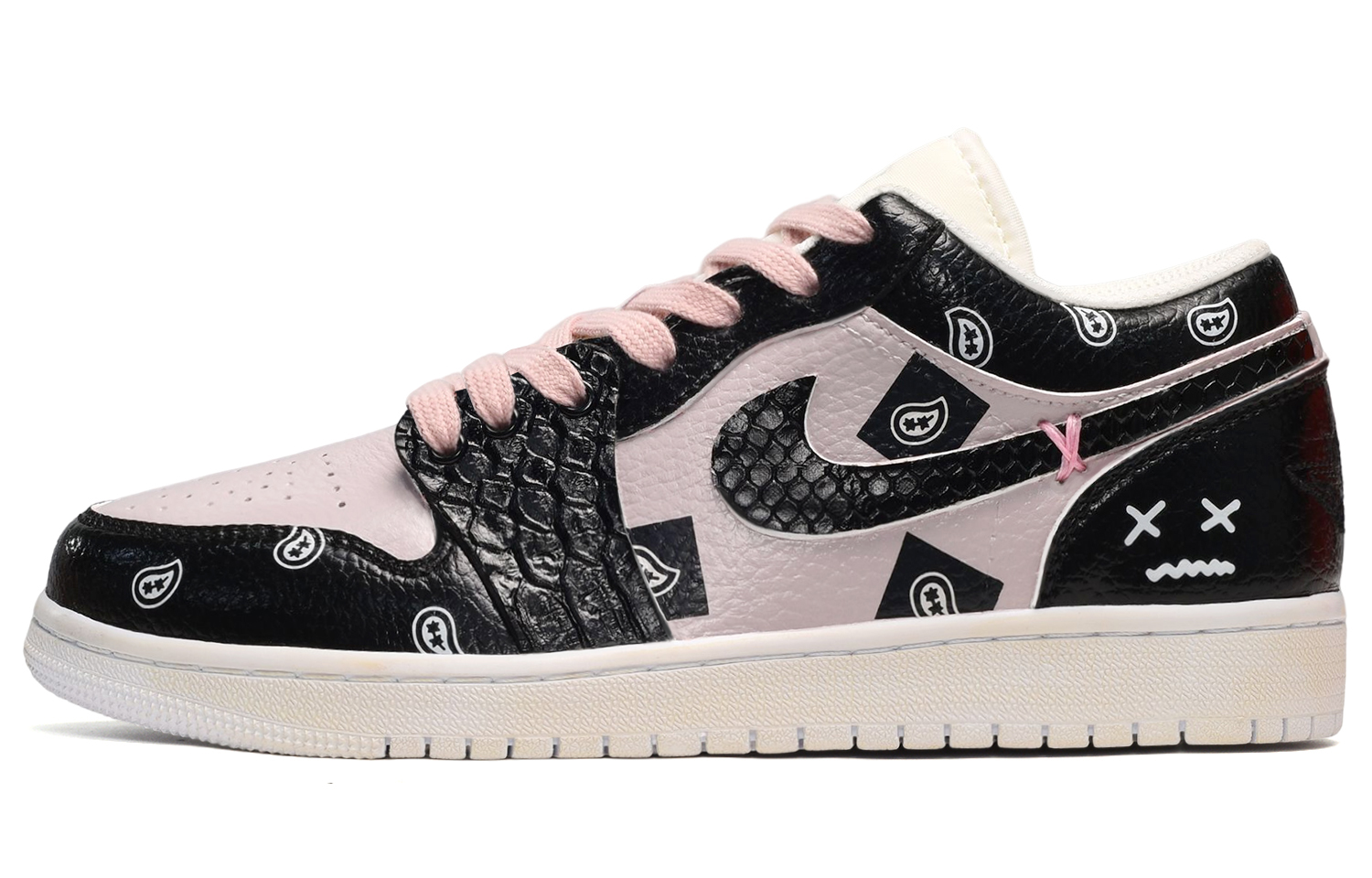 Buy [Kasuka Kasut] Air Jordan 1 Low 'Terbalik Paisley Kulit Ular Hitam Merah Jambu' 553558-130(TeamE-男款蛇皮黑粉)