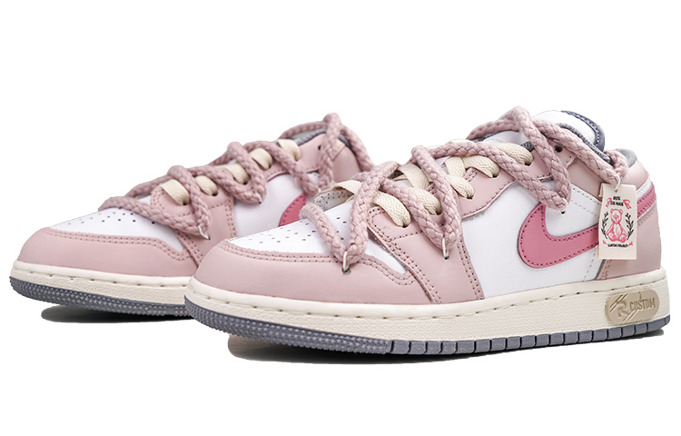 Lookbook 【客製款球鞋】 Jordan Air Jordan 1 Low RISK 小熊甜心 少女風 低筒 復古籃球鞋 GS 淺粉