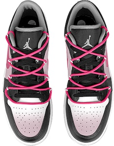 【訂製球鞋】 Jordan Air Jordan 1 影子 襪子 潑墨 解構 禮盒 低筒 復古籃球鞋 男女款 黑白粉 Shop 【訂製球鞋】 Jordan Air Jordan 1 影子 襪子 潑墨 解構 禮盒 低筒 復古籃球鞋 男女款 黑白粉