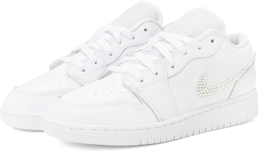 【定製球鞋】 Jordan Air Jordan 1 Low 施華洛世奇水晶鑲鑽休閒低幫復古籃球鞋 GS 白 Lookbook 【定製球鞋】 Jordan Air Jordan 1 Low 施華洛世奇水晶鑲鑽休閒低幫復古籃球鞋 GS 白