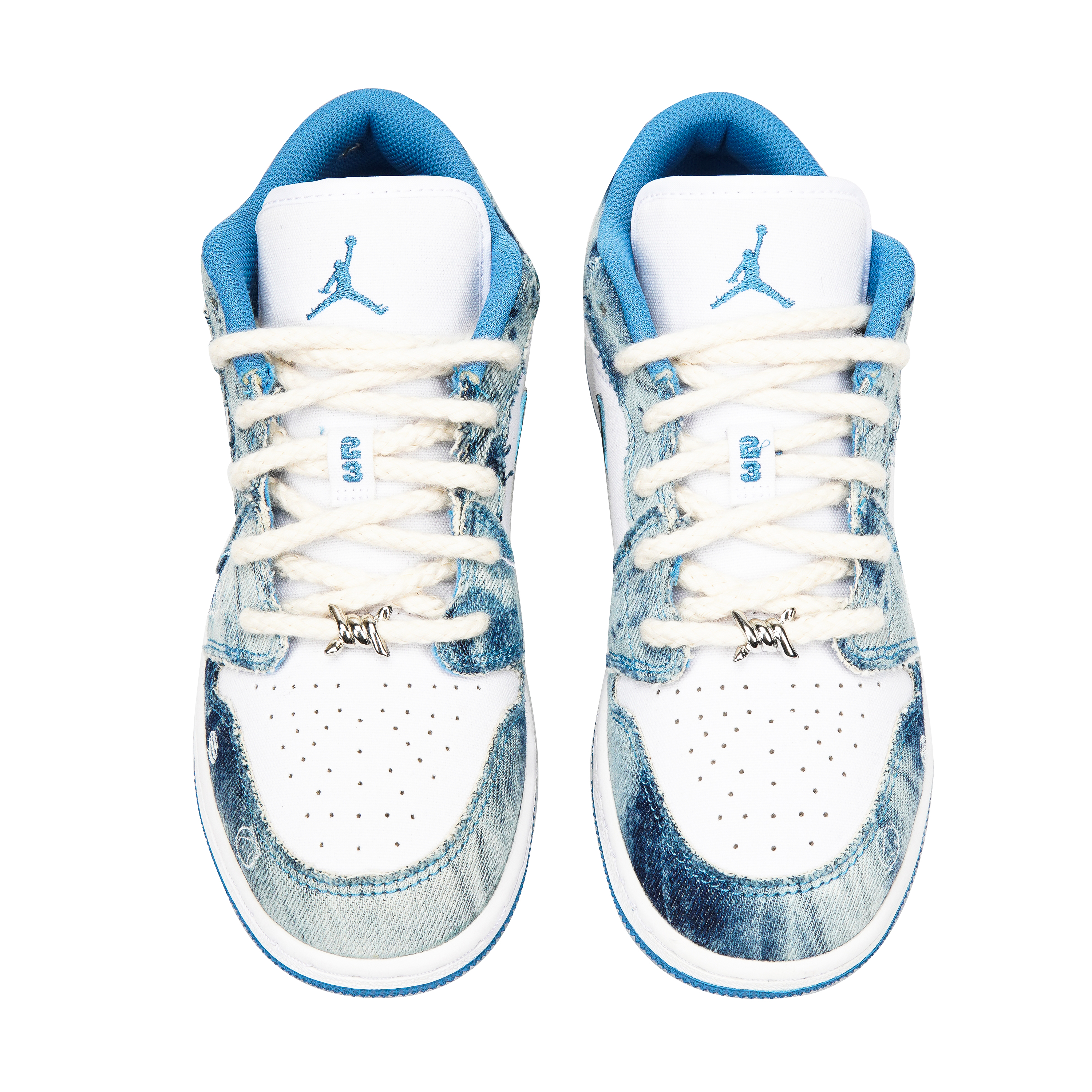 Shop 【訂製球鞋】Jordan Air Jordan 1 Low "Washed Denim" 太空人塗鴉 低筒 復古籃球鞋 GS 白藍