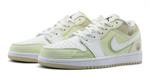 에어 조던 1 로우 '화이트 브라운 그린' 커스텀 슈즈 FB7168-121(Team51-男款木棉春) Lookbook 에어 조던 1 로우 '화이트 브라운 그린' 커스텀 슈즈 FB7168-121(Team51-男款木棉春)