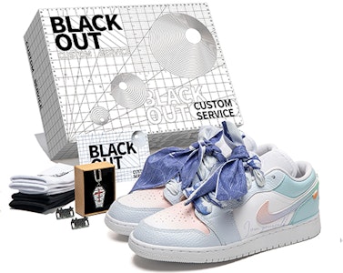 커스텀 에어 조던 1 로우 '화이트 클라우드-아이스 블루 그라피티' 553560-130(Team22-女渐变冰川蓝A-BOX) Buy 커스텀 에어 조던 1 로우 '화이트 클라우드-아이스 블루 그라피티' 553560-130(Team22-女渐变冰川蓝A-BOX)