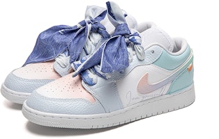 【訂製球鞋】 Jordan Air Jordan 1 Low 白雲漸變塗鴉 低幫 復古籃球鞋 GS 冰川藍 Shop 【訂製球鞋】 Jordan Air Jordan 1 Low 白雲漸變塗鴉 低幫 復古籃球鞋 GS 冰川藍