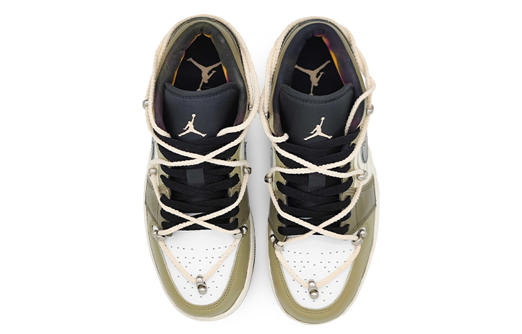 Shop [定制鞋款] Air Jordan 1 Low '白色深棕复古款' DQ8422-001(Team16-男款沙丘英伦风2.0改)