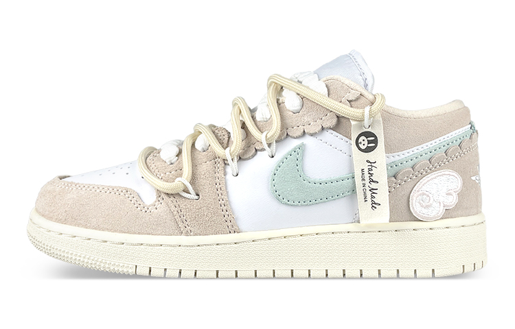 Buy 【定製籃球鞋】 Jordan Air Jordan 1 天使之翼 兔子布標 花邊 解構 美式 低筒 復古籃球鞋 GS 白粉