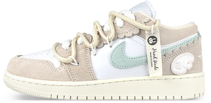 【定製籃球鞋】 Jordan Air Jordan 1 天使之翼 兔子布標 花邊 解構 美式 低筒 復古籃球鞋 GS 白粉 Buy 【定製籃球鞋】 Jordan Air Jordan 1 天使之翼 兔子布標 花邊 解構 美式 低筒 復古籃球鞋 GS 白粉