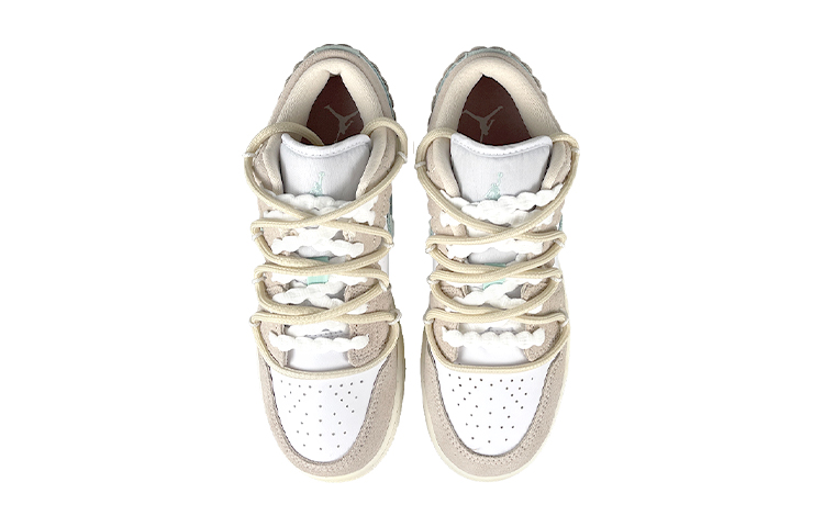 Shop 【定製籃球鞋】 Jordan Air Jordan 1 天使之翼 兔子布標 花邊 解構 美式 低筒 復古籃球鞋 GS 白粉