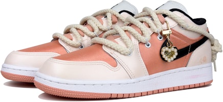 에어 조던 1 로우 '바람과 장미' (커스텀) DM8960-801-469140 Lookbook 에어 조던 1 로우 '바람과 장미' (커스텀) DM8960-801-469140