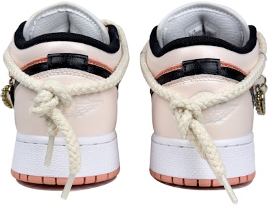 カスタムAJ1 Low 「風と薔薇」 DM8960-801-469140 Shop カスタムAJ1 Low 「風と薔薇」 DM8960-801-469140