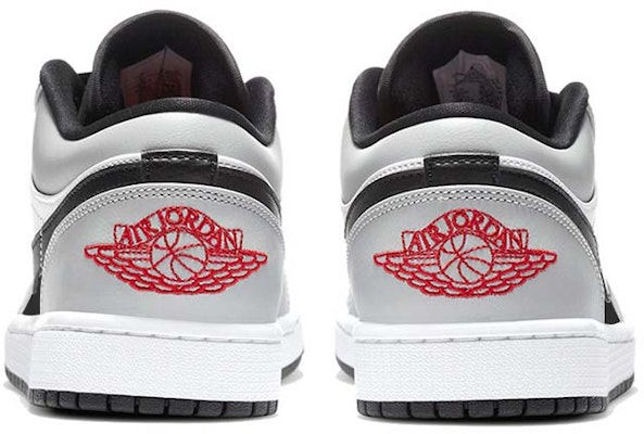 カスタムシューズ「エアジョーダン1ロー 'ウルフスピリットグレー'」 553558-030(Team56-狼山图腾) Shop カスタムシューズ「エアジョーダン1ロー 'ウルフスピリットグレー'」 553558-030(Team56-狼山图腾)