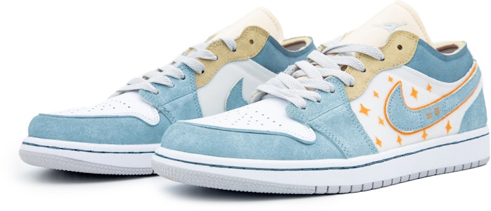 カスタムAJ1 Low SE "ラッキー・ジミー" (ブルー/ホワイト) DN1635-100(Team51-男款牛仔幸运星) Lookbook カスタムAJ1 Low SE "ラッキー・ジミー" (ブルー/ホワイト) DN1635-100(Team51-男款牛仔幸运星)