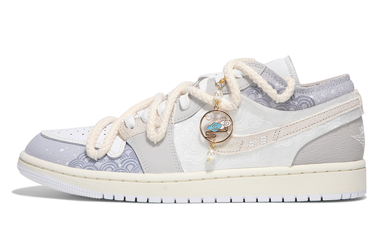 Buy 【訂製球鞋】Jordan Air Jordan 1 Low se 熱浪 白絲綢 國風 祥雲 材質拼接 低筒 復古籃球鞋 男款 白色