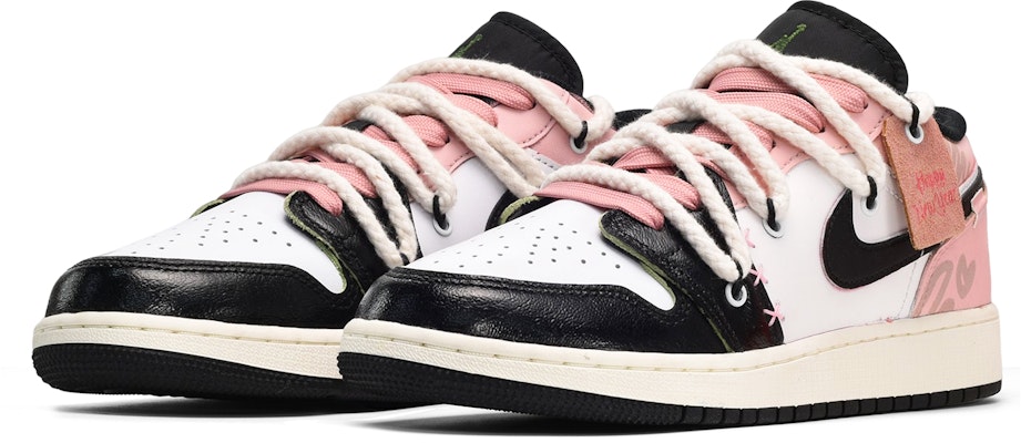 Air Jordan 1 Low SE "Año del Conejo" DO8244-003(TeamE-女款手绘涂鸦黑白粉BOX) Lookbook Air Jordan 1 Low SE "Año del Conejo" DO8244-003(TeamE-女款手绘涂鸦黑白粉BOX)