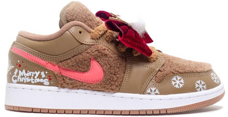 에어 조던 1 로우 유틸리티 '테디베어 크리스마스' (커스텀) DO2233-264(Team柒-女款羊羔毛麋鹿SBOX) Lookbook 에어 조던 1 로우 유틸리티 '테디베어 크리스마스' (커스텀) DO2233-264(Team柒-女款羊羔毛麋鹿SBOX)