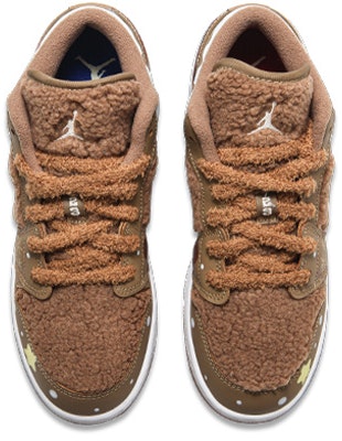 【定制球鞋】Jordan Air Jordan 1 Low Utility“泰迪熊”聖誕小鹿 低幫 復古籃球鞋 GS 棕白 Shop 【定制球鞋】Jordan Air Jordan 1 Low Utility“泰迪熊”聖誕小鹿 低幫 復古籃球鞋 GS 棕白