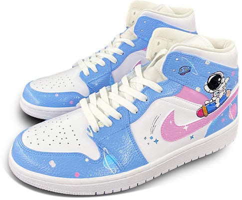 Zapatillas Personalizadas Air Jordan 1 Mid 'Azul Astronauta Blanco Rosa' 554724-130(TeamT-环保男款宇航员白蓝) Lookbook Zapatillas Personalizadas Air Jordan 1 Mid 'Azul Astronauta Blanco Rosa' 554724-130(TeamT-环保男款宇航员白蓝)