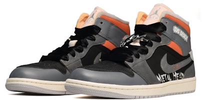 【定制球鞋】 Jordan Air Jordan 1 Mid CUS DESIGN 做旧風 重金屬 復古籃球鞋 GS 黑灰橙 Lookbook 【定制球鞋】 Jordan Air Jordan 1 Mid CUS DESIGN 做旧風 重金屬 復古籃球鞋 GS 黑灰橙