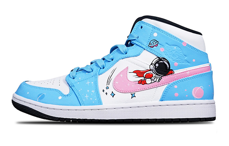 Buy [Kasut Tersuai] Air Jordan 1 Mid 'Hitam Putih Panda - Biru Jambu Astronaut' 554725-075(TeamT-超人宇航员女S-BOX)