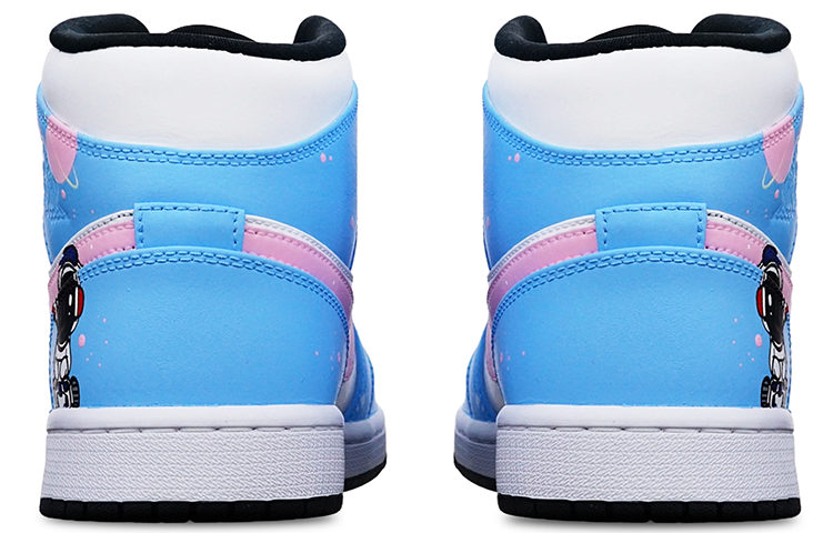 Purchase 【客製化球鞋】Jordan Air Jordan 1 Mid 黑白熊貓 DJ宇航員手繪 特製鞋盒 中幫 復古籃球鞋 男女同款 粉白藍