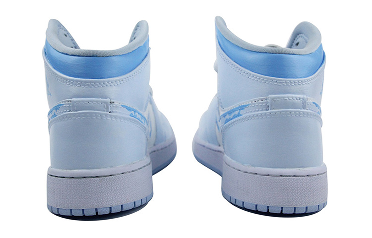 Purchase カスタムAJ1ミッド "ブルーラバー" 555112-401(Team39-AMY25蓝色恋人)