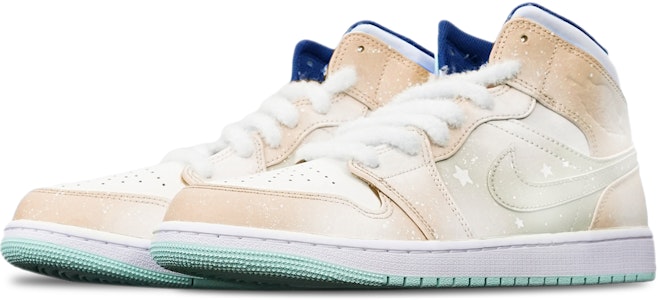 에어 조던 1 미드 '블루 민트 - 마카롱 오렌지' (커스텀) 554725-413(TeamT-马卡龙橙融雪女S-BOX) Lookbook 에어 조던 1 미드 '블루 민트 - 마카롱 오렌지' (커스텀) 554725-413(TeamT-马卡龙橙融雪女S-BOX)