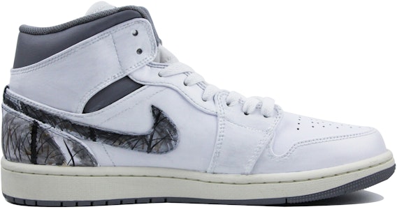 커스텀 에어 조던 1 미드 '먹물 연꽃' (Custom Air Jordan 1 Mid '먹물 연꽃') 554724-135(Team39-AMY09水墨枯荷) Order 커스텀 에어 조던 1 미드 '먹물 연꽃' (Custom Air Jordan 1 Mid '먹물 연꽃') 554724-135(Team39-AMY09水墨枯荷)