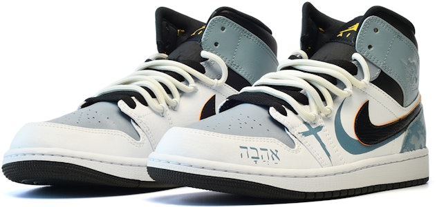 【訂製籃球鞋】 Jordan Air Jordan 1 Mid 七夕 海鹽 防滑耐磨 中筒 復古籃球鞋 男款 黑白藍 Lookbook 【訂製籃球鞋】 Jordan Air Jordan 1 Mid 七夕 海鹽 防滑耐磨 中筒 復古籃球鞋 男款 黑白藍