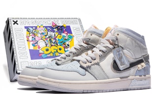 【訂製球鞋】 Jordan Air Jordan 1 Mid 特殊鞋盒 清風煙雨 印章 縫線 中國風 中幫 復古籃球鞋 男款 灰藍 Buy 【訂製球鞋】 Jordan Air Jordan 1 Mid 特殊鞋盒 清風煙雨 印章 縫線 中國風 中幫 復古籃球鞋 男款 灰藍