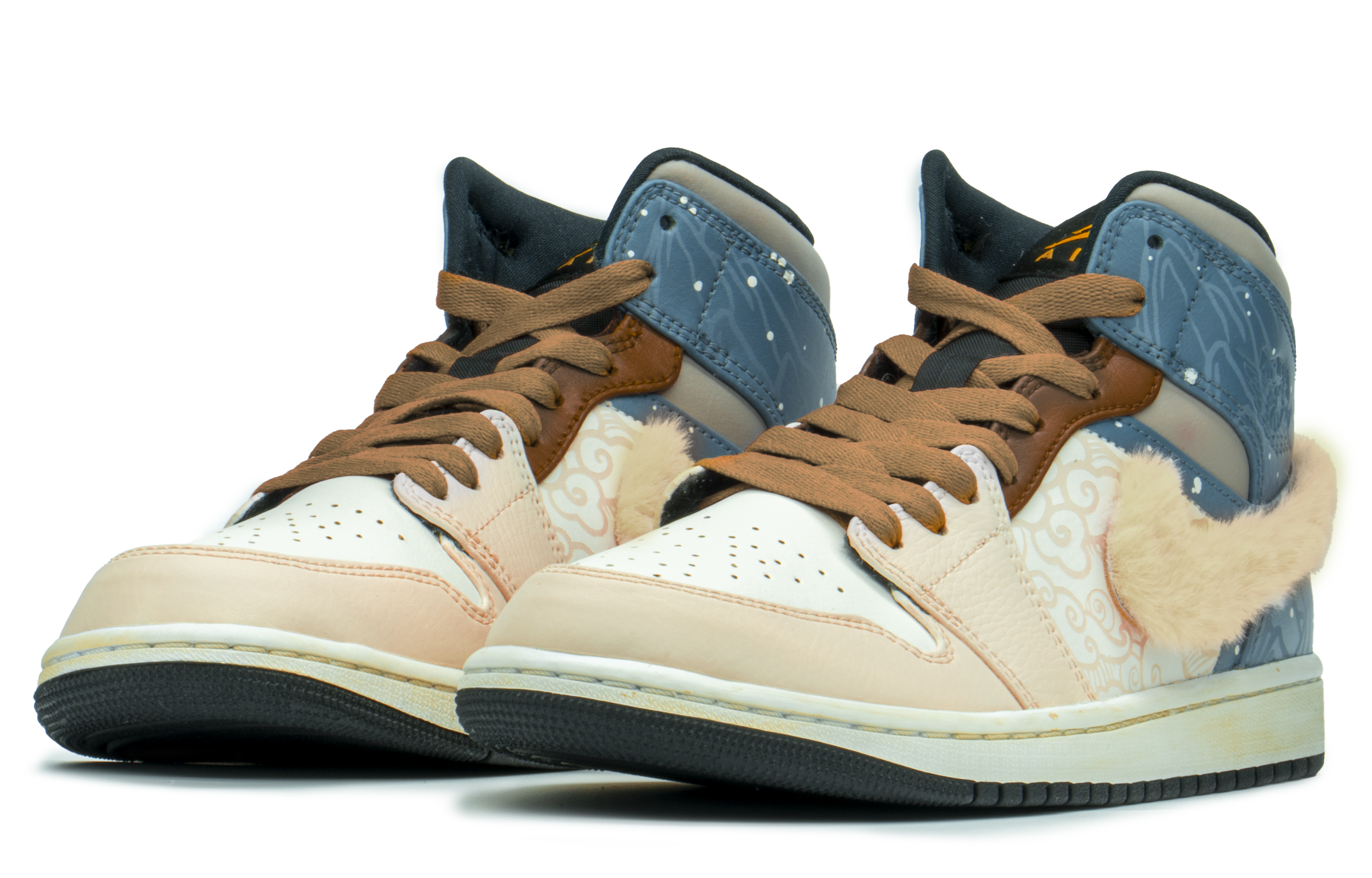 Shop [カスタムシューズ] エアジョーダン1 ミッド 'CNY 大河山水' 554724-170(TeamA-黄男山卡其S-BOX)