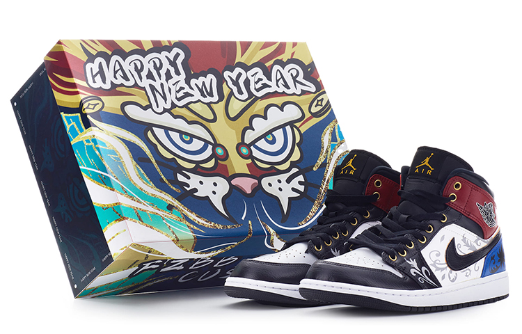 Buy 【定制球鞋】 Jordan Air Jordan 1 Mid 虎年定制 CNY 國風禮盒 二次元花紋 國風紋路 銅扣 警燈 中幫 復古籃球鞋 GS 紅藍黑白