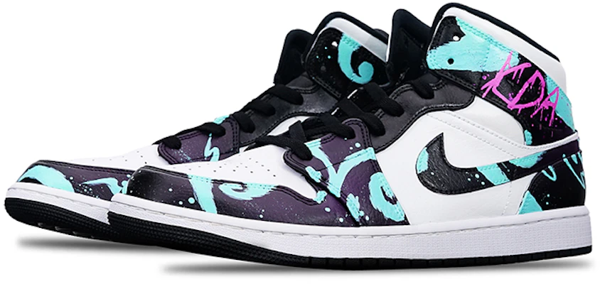 【定製球鞋】Jordan Air Jordan 1 Mid 酷飒一夏 英雄聯盟 阿卡麗 電玩 中幫 復古籃球鞋 GS 紫白藍 Lookbook 【定製球鞋】Jordan Air Jordan 1 Mid 酷飒一夏 英雄聯盟 阿卡麗 電玩 中幫 復古籃球鞋 GS 紫白藍