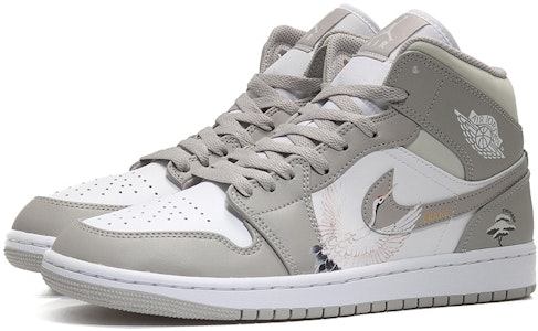 カスタムAJ1 Mid "鶴松グレーホワイト" 554724-082(Team10-仙鹤松针男骨色QD) Lookbook カスタムAJ1 Mid "鶴松グレーホワイト" 554724-082(Team10-仙鹤松针男骨色QD)