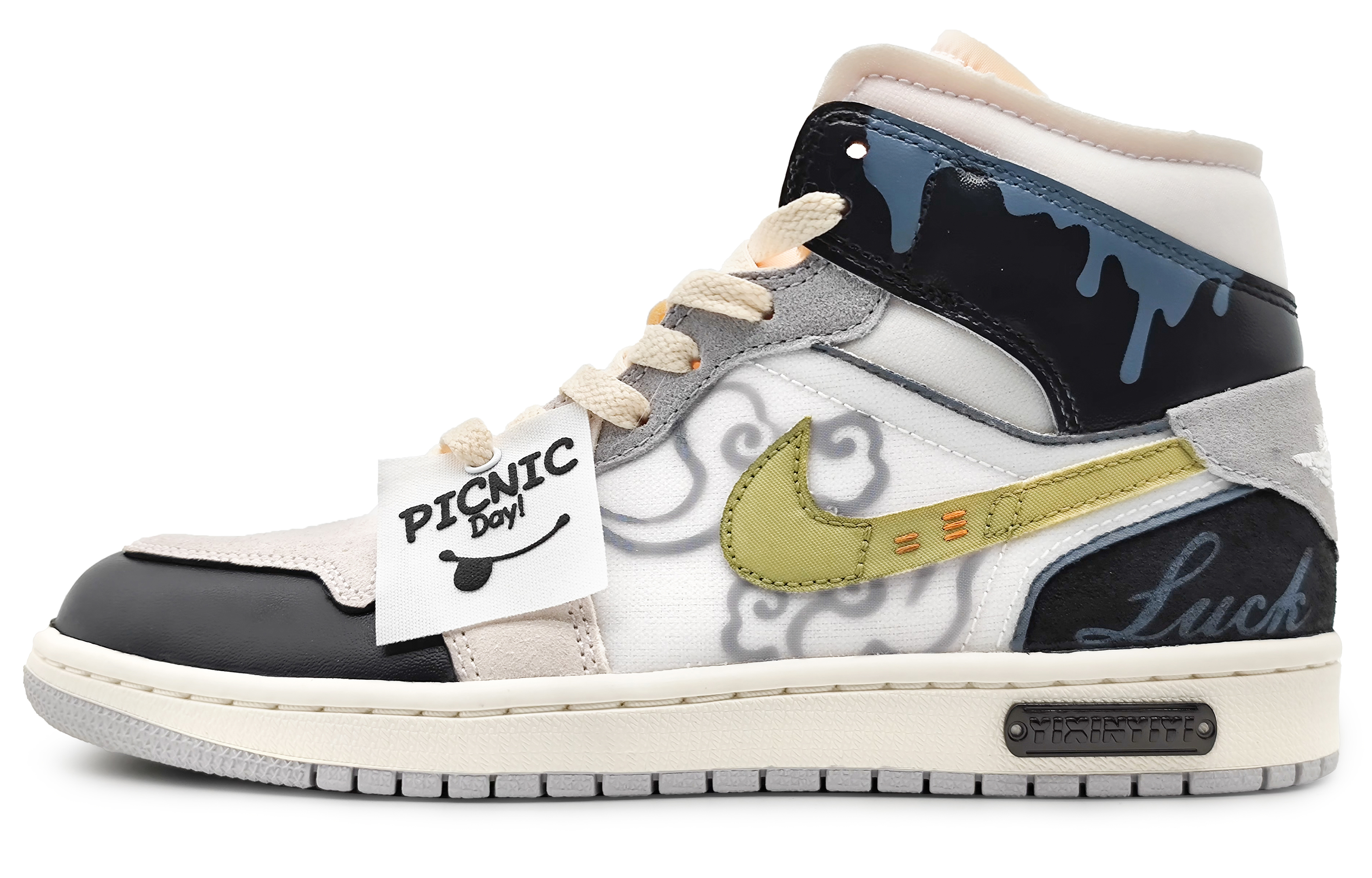 Buy 【訂製籃球鞋】 Jordan Air Jordan 1 Mid 暗黑流雲 復古色彩 祥雲圖騰 拼接色塊 中筒 復古籃球鞋 男款 黑