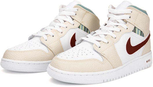 에어 조던 1 미드 '디아나 카메라 픽셀 빈티지' (커스텀) 554725-130(Team18-AJ中帮女款相机) Lookbook 에어 조던 1 미드 '디아나 카메라 픽셀 빈티지' (커스텀) 554725-130(Team18-AJ中帮女款相机)