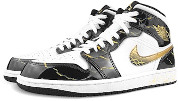 【訂製球鞋】 Jordan Air Jordan 1 龍年CNY 閃亮 衝破龍鱗紋 逃出生天 筆記 中筒 復古籃球鞋 男款 黑白金 Lookbook 【訂製球鞋】 Jordan Air Jordan 1 龍年CNY 閃亮 衝破龍鱗紋 逃出生天 筆記 中筒 復古籃球鞋 男款 黑白金