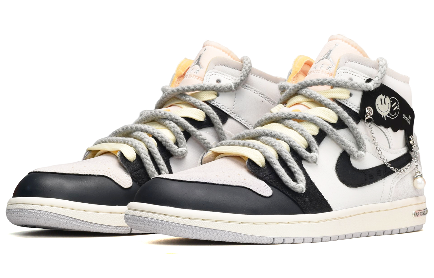 Lookbook 【カスタムシューズ】エアジョーダン1 ミッド「ドリームカムトゥルー ブラックホワイトグレー」 DM9652-100(TeamE-男款梦想成真黑白灰)