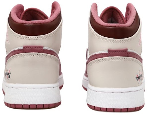 에어 조던 1 미드 '포옹 장미' (커스텀 슈즈) DQ8423-616(Team拾玖-花簇中相拥S-BOX) Shop 에어 조던 1 미드 '포옹 장미' (커스텀 슈즈) DQ8423-616(Team拾玖-花簇中相拥S-BOX)