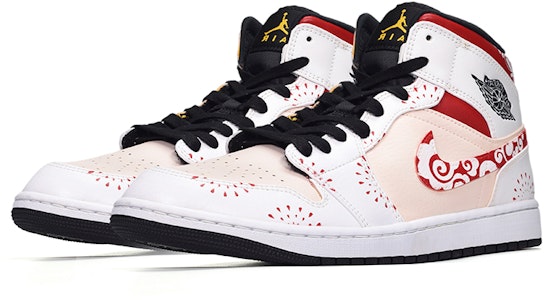 에어 조던 1 미드 '설날 불꽃놀이' (Air Jordan 1 Mid 'Seollal Bulkkotnori') 554724-075(TeamE-烟花报喜白黑红) Lookbook 에어 조던 1 미드 '설날 불꽃놀이' (Air Jordan 1 Mid 'Seollal Bulkkotnori') 554724-075(TeamE-烟花报喜白黑红)