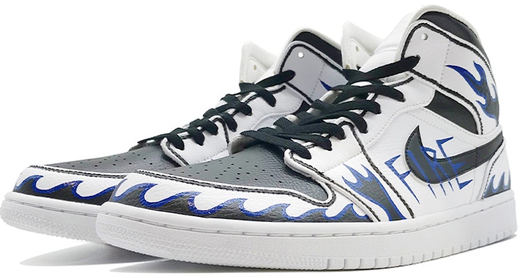 【訂製球鞋】 Jordan Air Jordan 1 Mid 白色 漸變火焰 手繪彩繪 中幫 復古籃球鞋 男款 白藍黑 Lookbook 【訂製球鞋】 Jordan Air Jordan 1 Mid 白色 漸變火焰 手繪彩繪 中幫 復古籃球鞋 男款 白藍黑