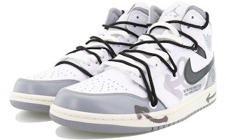【訂製球鞋】 Jordan Air Jordan 1 Mid 潮流塗鴉 方向感 人生牽引 氧化中底 潮流 防滑耐磨 中幫 復古籃球鞋 男款 白灰 Lookbook 【訂製球鞋】 Jordan Air Jordan 1 Mid 潮流塗鴉 方向感 人生牽引 氧化中底 潮流 防滑耐磨 中幫 復古籃球鞋 男款 白灰