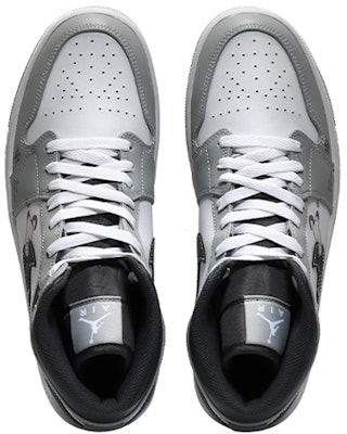 【定制球鞋】Jordan Air Jordan 1 Mid 簡約百搭 可愛復古出遊 復古籃球鞋 男款 灰白黑 Shop 【定制球鞋】Jordan Air Jordan 1 Mid 簡約百搭 可愛復古出遊 復古籃球鞋 男款 灰白黑