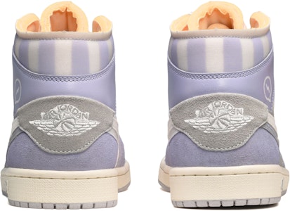 【定制球鞋】 Jordan Air Jordan 1 Mid CUS DESIGN 復古高街 塗鴉字母 中幫 復古籃球鞋 男款 灰白紫 Shop 【定制球鞋】 Jordan Air Jordan 1 Mid CUS DESIGN 復古高街 塗鴉字母 中幫 復古籃球鞋 男款 灰白紫