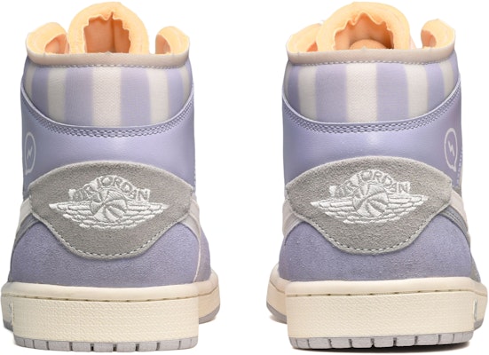 커스텀 에어 조던 1 미드 '회백 보라 그라피티' DM9652-100(TeamE-男款涂鸦字母灰白紫) Shop 커스텀 에어 조던 1 미드 '회백 보라 그라피티' DM9652-100(TeamE-男款涂鸦字母灰白紫)