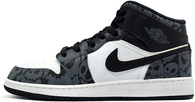 【定製球鞋】Jordan Air Jordan 1 Mid 合成革人造革 幽靈萬聖節 噴繪手繪 秋季主題定製 防滑耐磨 中幫 復古籃球鞋 男款 黑白灰 Buy 【定製球鞋】Jordan Air Jordan 1 Mid 合成革人造革 幽靈萬聖節 噴繪手繪 秋季主題定製 防滑耐磨 中幫 復古籃球鞋 男款 黑白灰