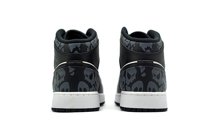 Purchase 【定製球鞋】Jordan Air Jordan 1 Mid 合成革人造革 幽靈萬聖節 噴繪手繪 秋季主題定製 防滑耐磨 中幫 復古籃球鞋 男款 黑白灰