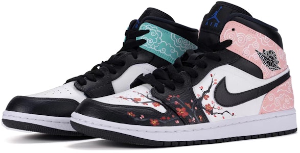 커스텀 에어 조던 1 미드 '매화' (Keoseutom Eeo Jodeon 1 Mideu 'Maehwa') 554725-077(TeamR-女款梅花云锦黑白鸳鸯) Lookbook 커스텀 에어 조던 1 미드 '매화' (Keoseutom Eeo Jodeon 1 Mideu 'Maehwa') 554725-077(TeamR-女款梅花云锦黑白鸳鸯)